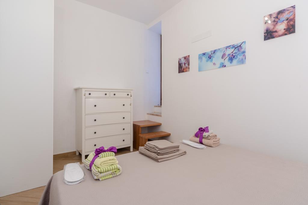 Ai Due Cortili Apartment ตราปานี ภายนอก รูปภาพ